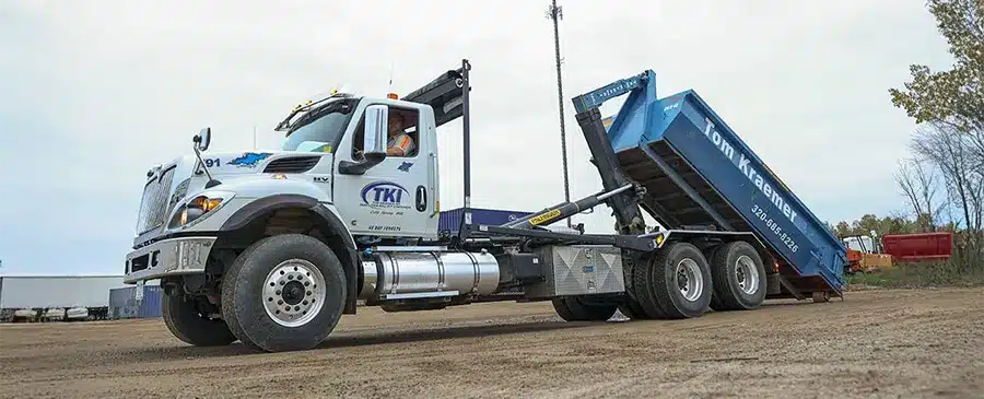 Roll-off dumpster